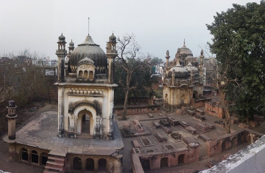 Shahi Maqbara